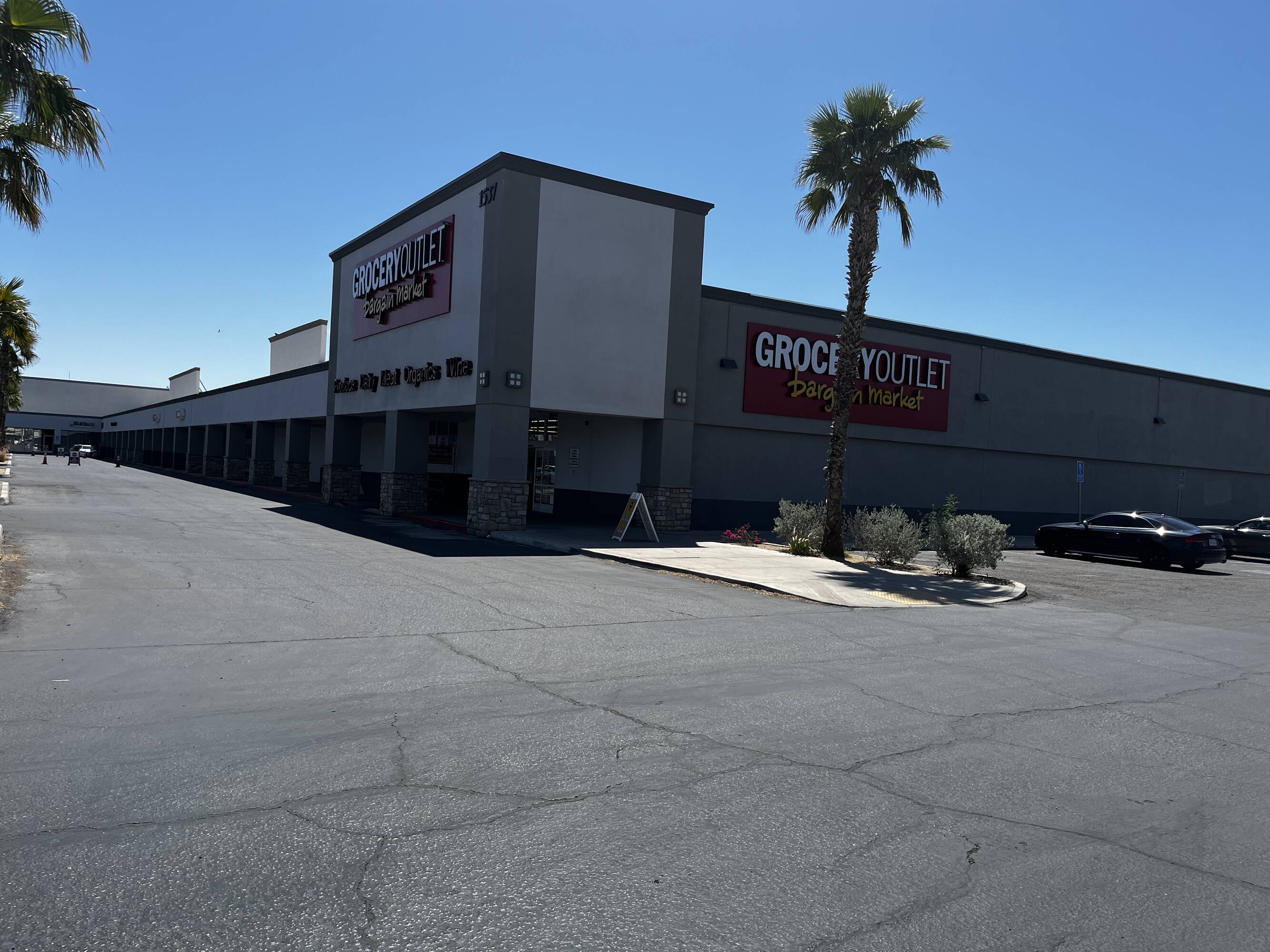 Main St, El Centro, CA 92243