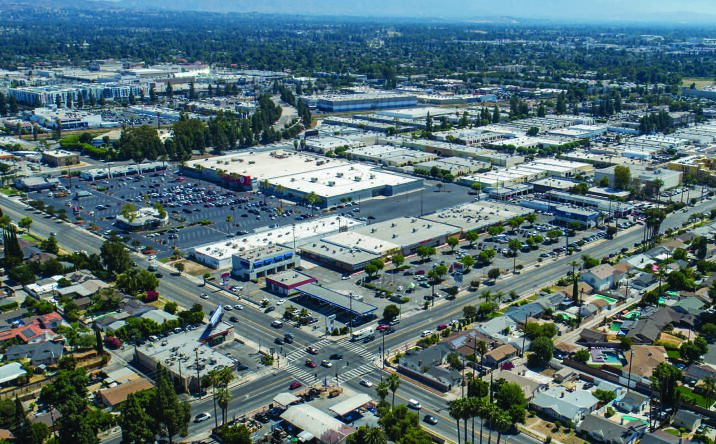 Pictures of Retail property located at 19611 Parthenia St, Los Angeles, CA 91324 for lease - image #1