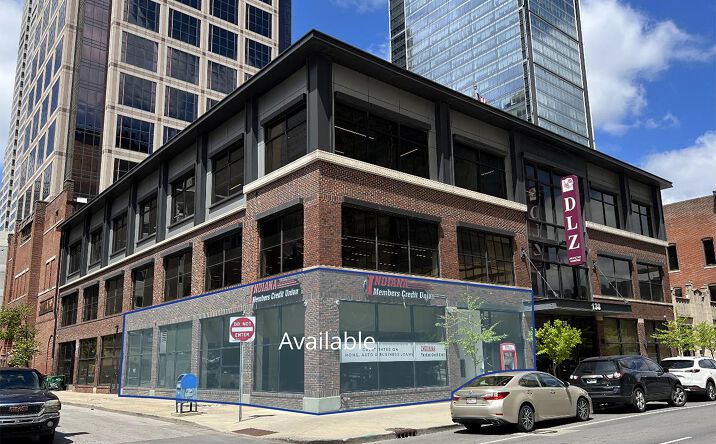 Pictures of Retail property located at 136 N Delaware St, Indianapolis, IN 46204 for lease - image #1