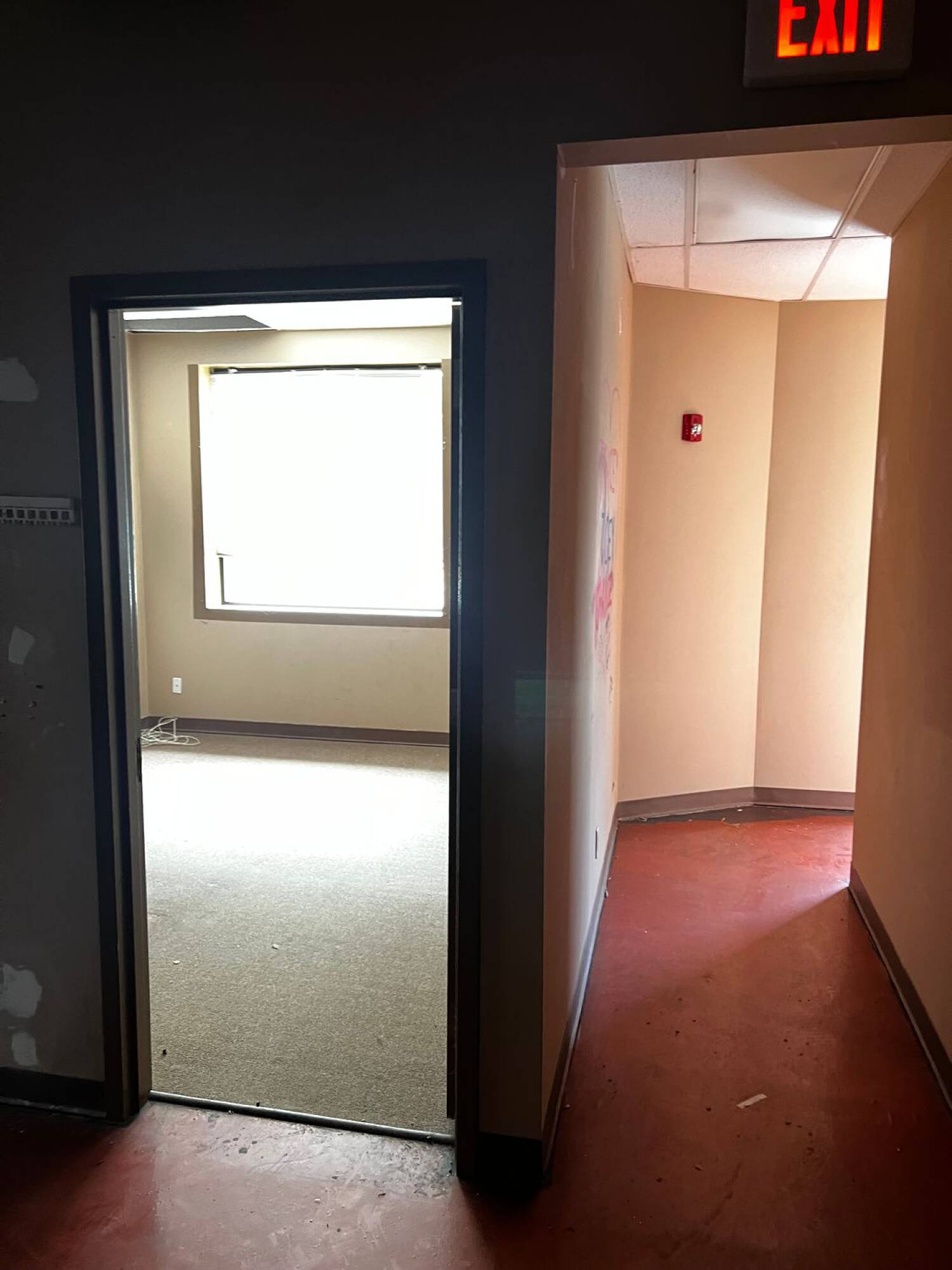 15 Frowein Rd, Center Moriches, NY 11934