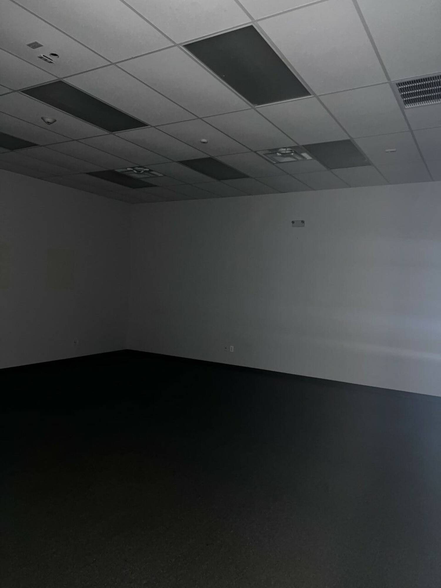 15 Frowein Rd, Center Moriches, NY 11934