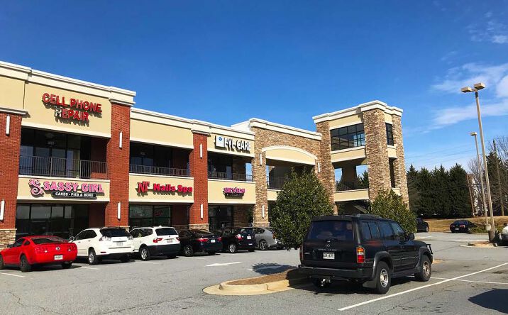 Pictures of Retail property located at 3153 Sugarloaf Pkwy, Lawrenceville, GA 30045 for lease - image #1