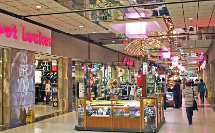 Pictures of Retail property located at 850 Oak Street SW, Atlanta, GA 30312 for lease - image #1