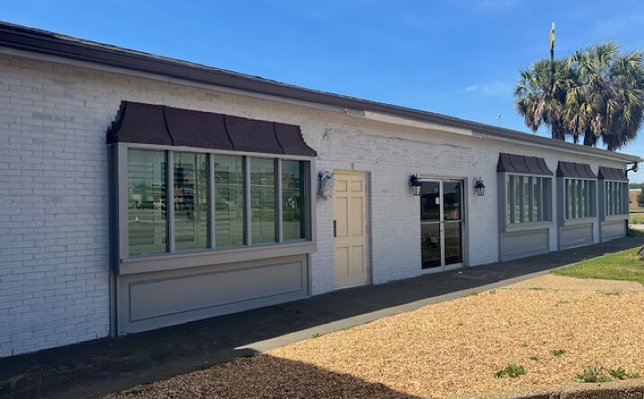 Pictures of Restaurant property located at 2016 16Th Avenue, Cordele, GA 31015 for lease - image #1