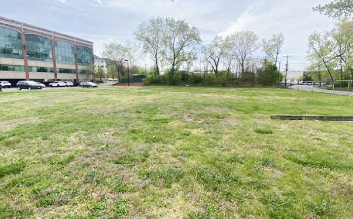 Pictures of Land property located at Slater Drive & Riverfront Boulevard, Elmwood Park, NJ 07407 for lease - image #1