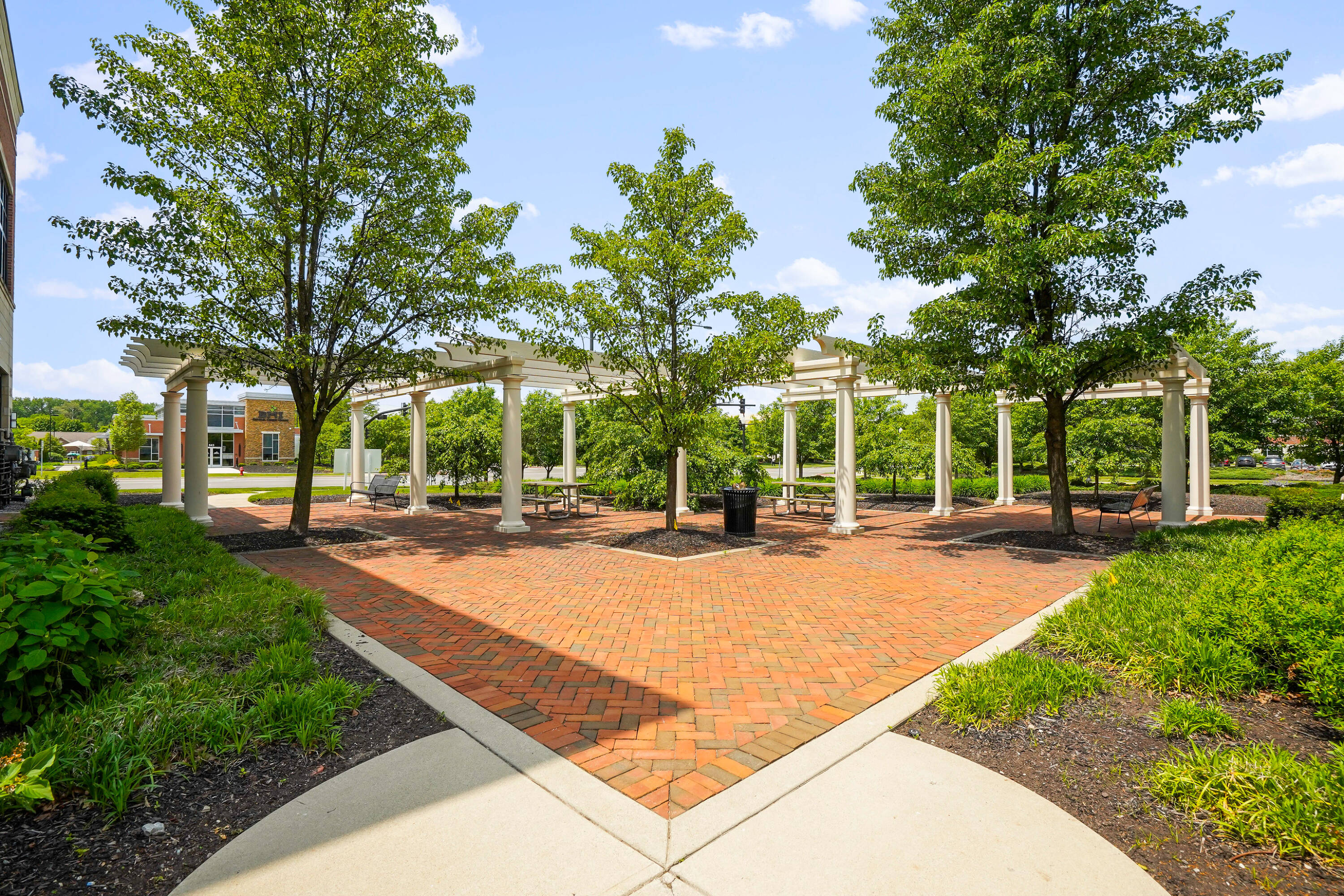 560 N Cleveland Ave, Westerville, OH 43082