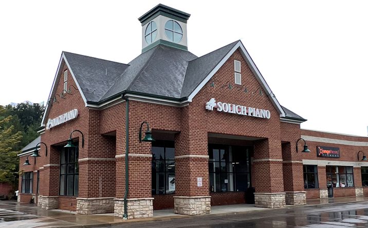 Pictures of Retail property located at 12075 Perry Hwy, Wexford, PA 15090 for lease - image #1