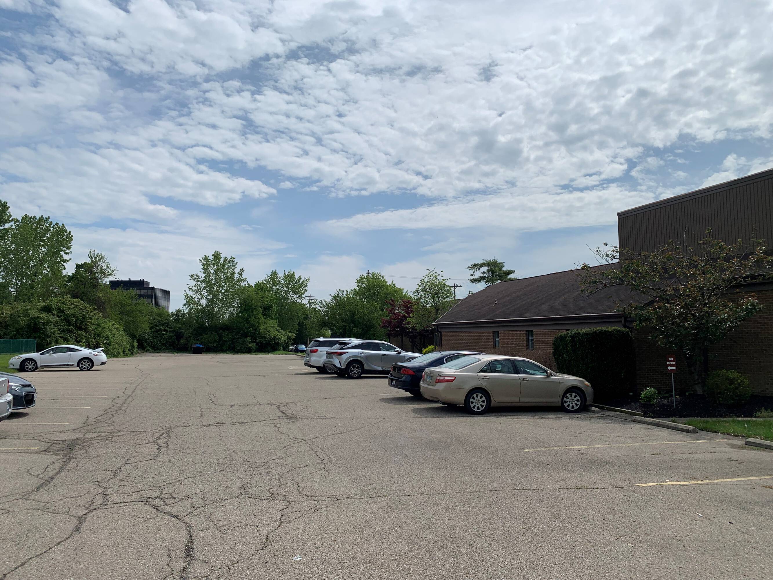 752 Waycross Rd, Cincinnati, OH 45240