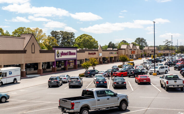 Pictures of Retail property located at 2932 Canton Rd, Marietta, GA 30066 for lease - image #1
