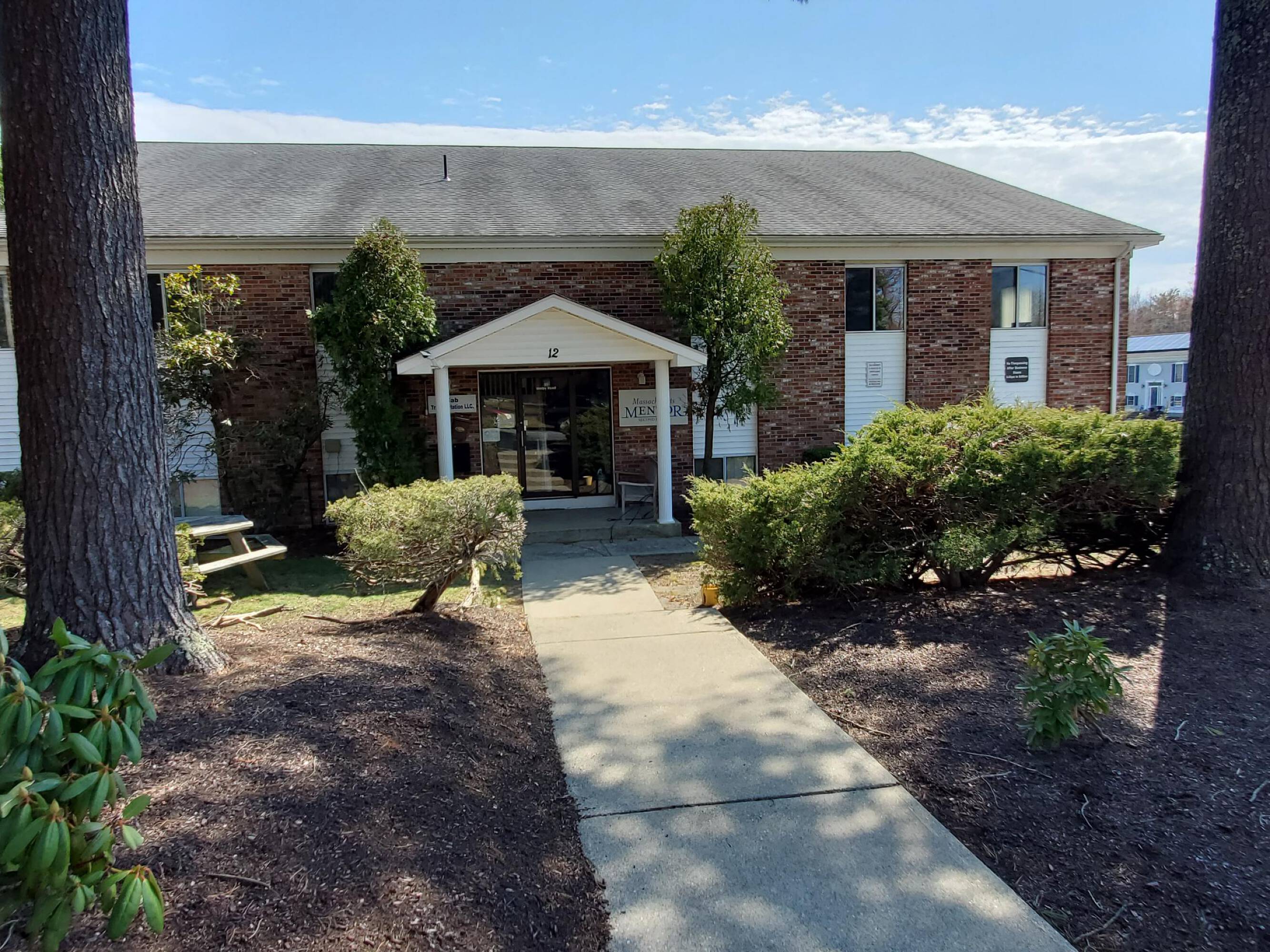 12 Welby Rd, New Bedford, MA 02745