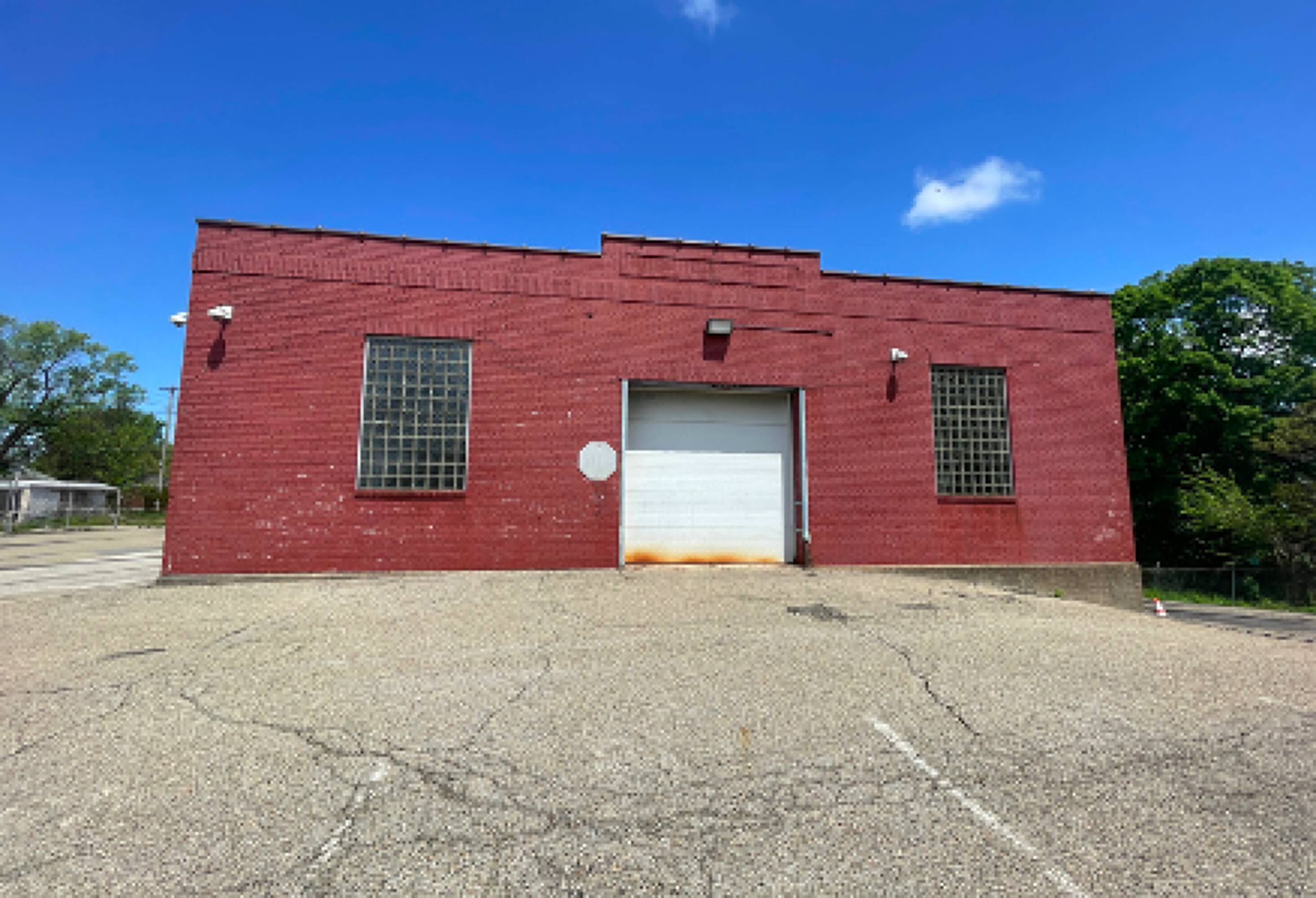 160 Sherman Ave, Mount Oliver, PA 15210