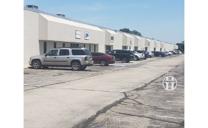 Pictures of Industrial property located at 8501 Zionsville Rd, Indianapolis, IN 46268 for lease - image #1