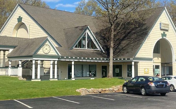 Pictures of Retail property located at 1461 Hooksett Rd, Hooksett, NH 03106 for lease - image #1