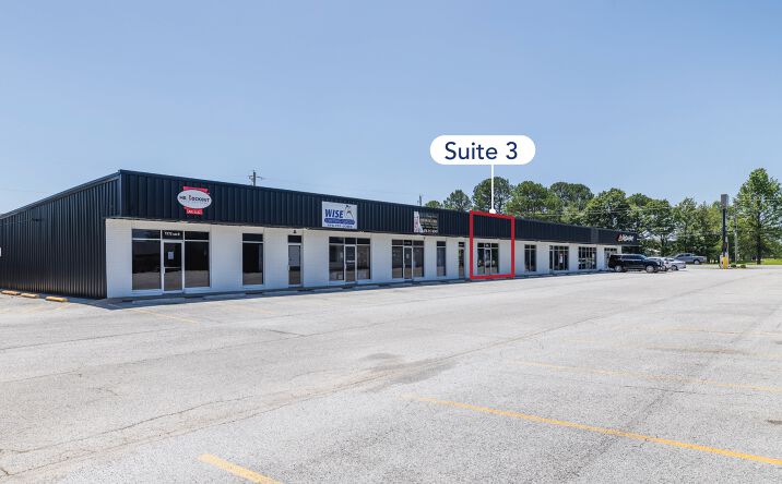 Pictures of Retail, Office property located at 1772 W Sunset Ave, Springdale, AR 72762 for lease - image #1
