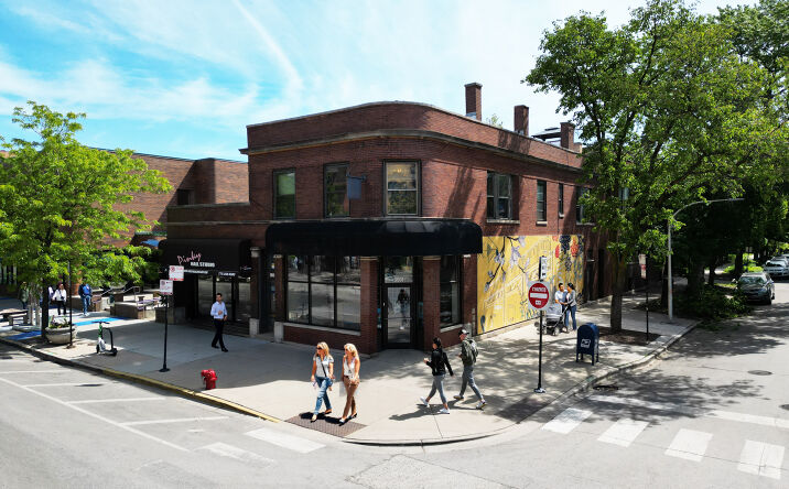 Pictures of Retail property located at 3501 N Southport Ave, Chicago, IL 60657 for lease - image #1