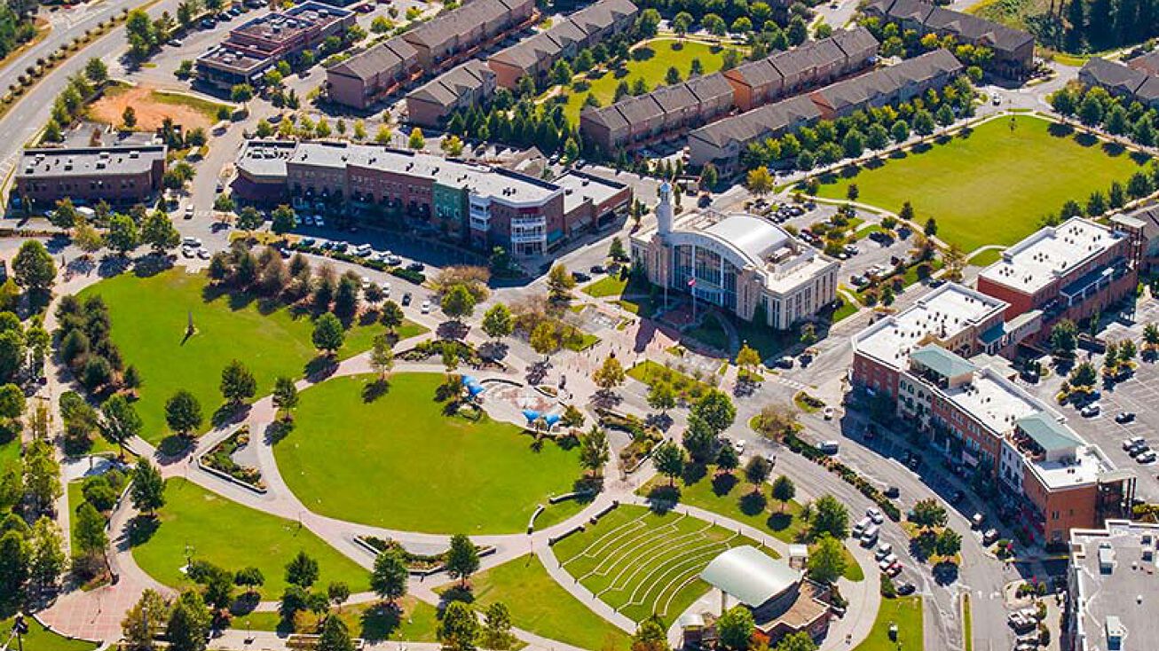 Pictures of Retail property located at 310340 Town Center Ave, Suwanee