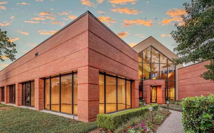 Pictures of Office, Industrial property located at 6925 Portwest Dr, Houston, TX 77024 for lease - image #1