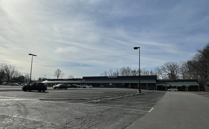 Pictures of Retail property located at 8001 Moores Chapel Rd, Charlotte, NC 28214 for lease - image #1