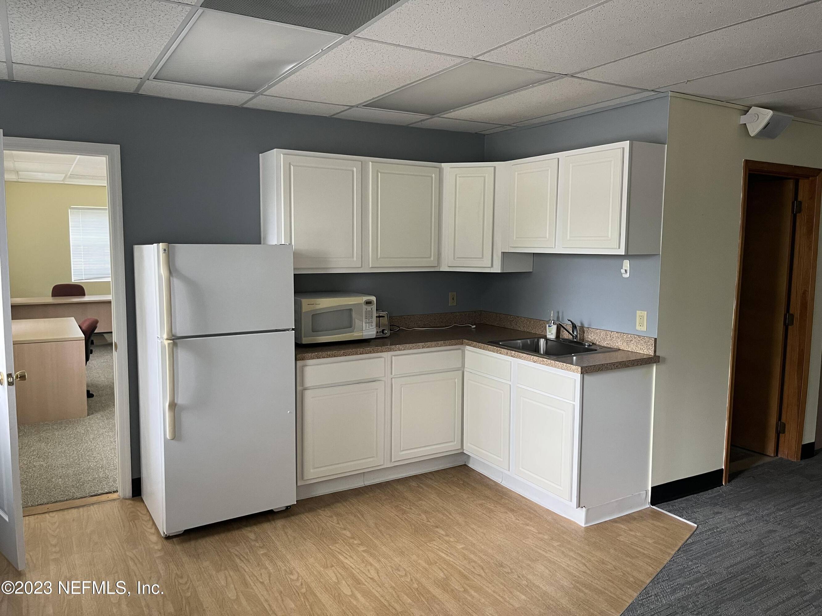 4455 BAYMEADOWS RD, JACKSONVILLE, FL 32217