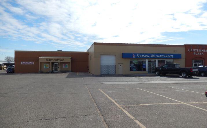 Pictures of Retail property located at 2520 Vine St, Hays, KS 67601 for lease - image #1