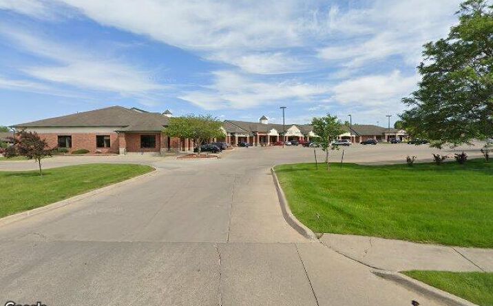 Pictures of Retail property located at 2743 NW 86th St, Urbandale, IA 50322 for lease - image #1