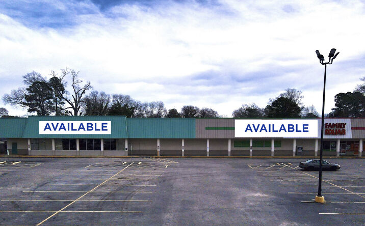 Pictures of Retail property located at 803 Main St, Scotland Neck, NC 27874 for lease - image #1