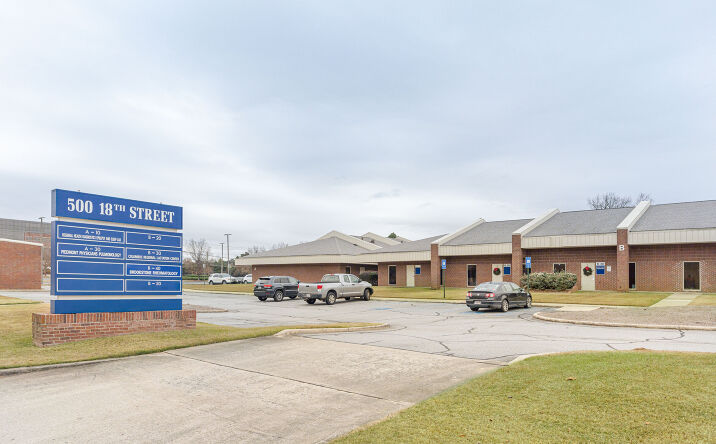 Pictures of Office property located at 500 18th St, Columbus, GA 31901 for lease - image #1