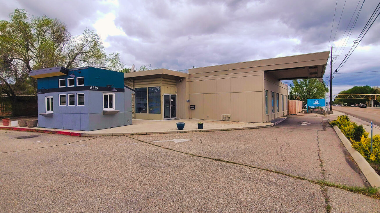 6225 W Overland Rd, Boise, ID 83709 Office Space for Lease