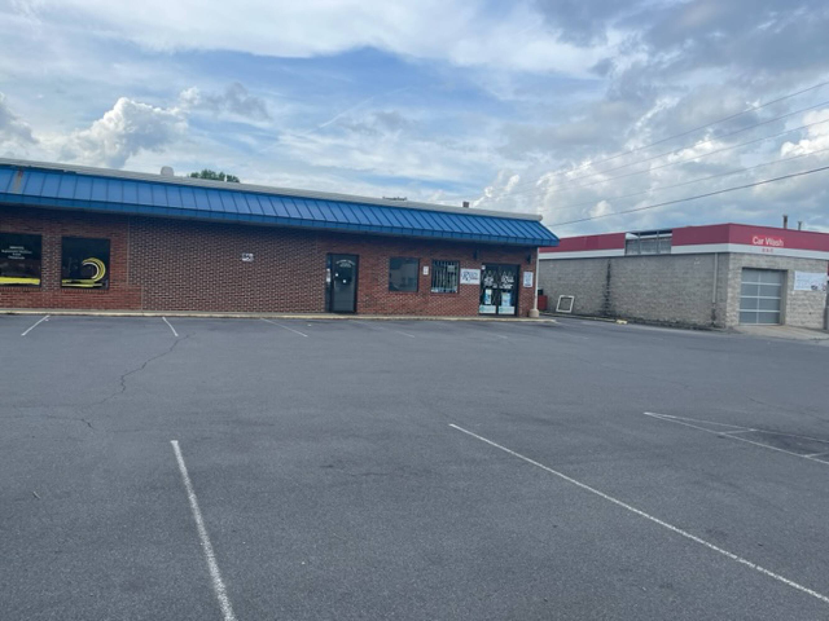 851 W Elk Ave, Elizabethton, TN 37643