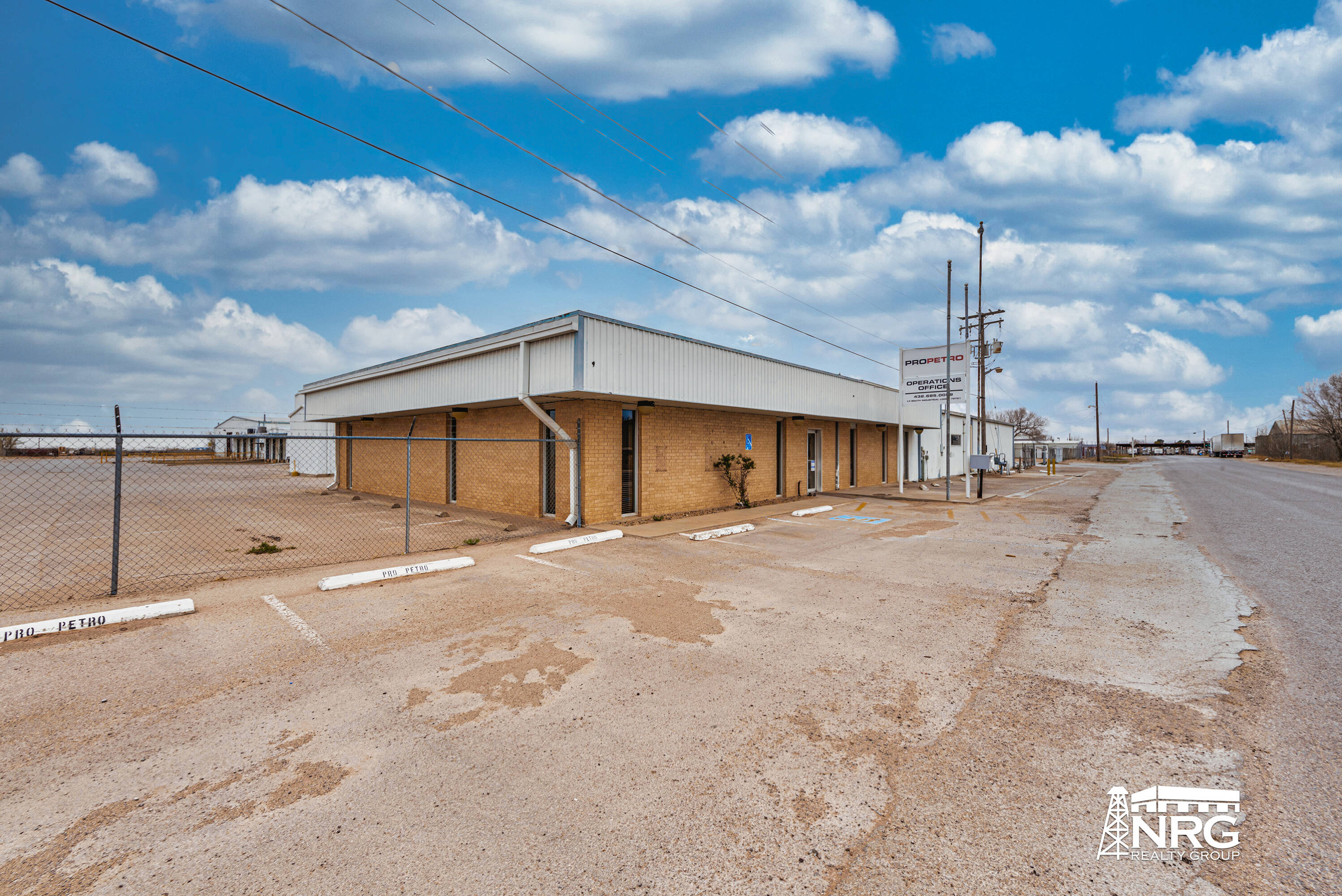 4 S Industrial Loop Midland TX 79701 Crexi Com   7358dbe1eeda4b03abfaa9140b6403b6 3000x2000 Resize 