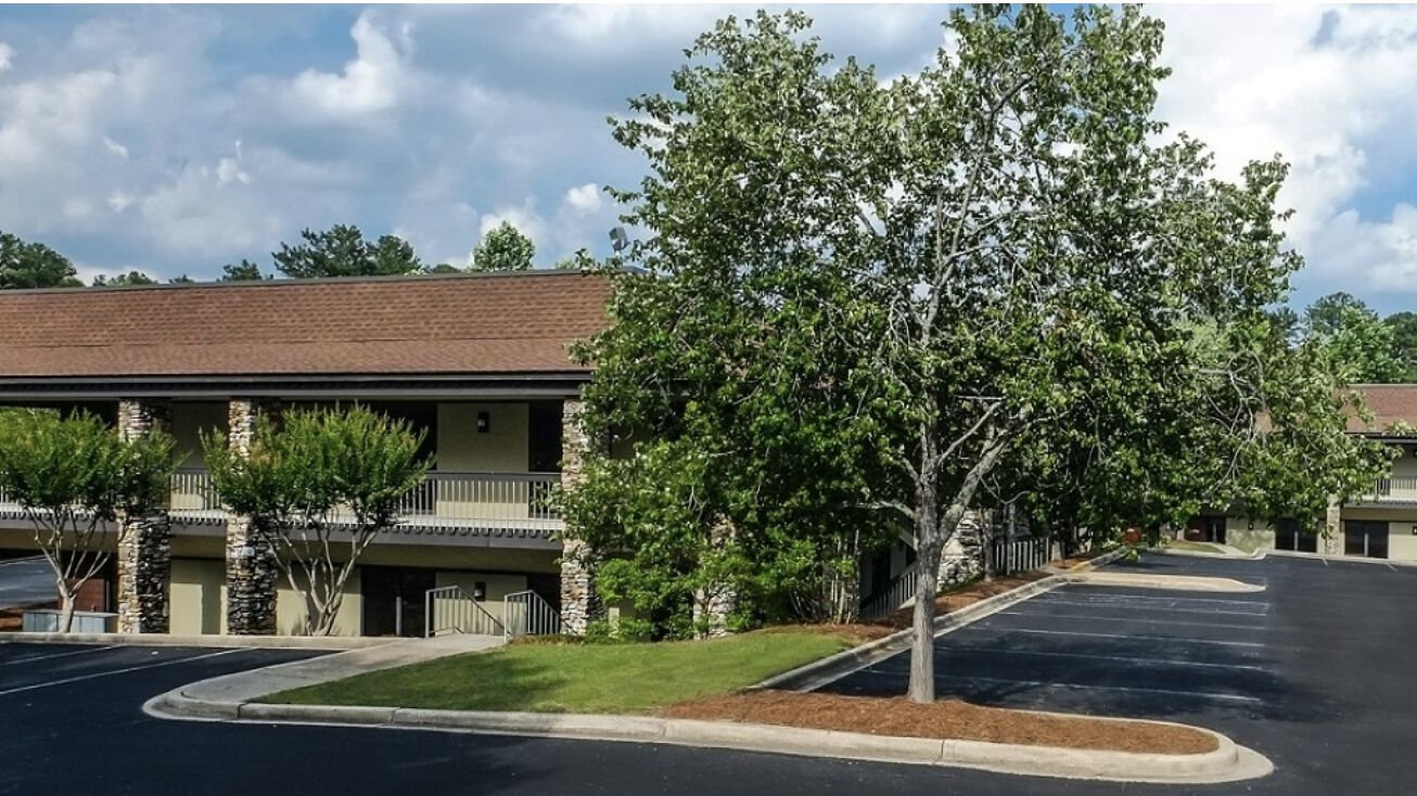 Pictures of Office property located at 200 Cahaba Park Cir, Birmingham