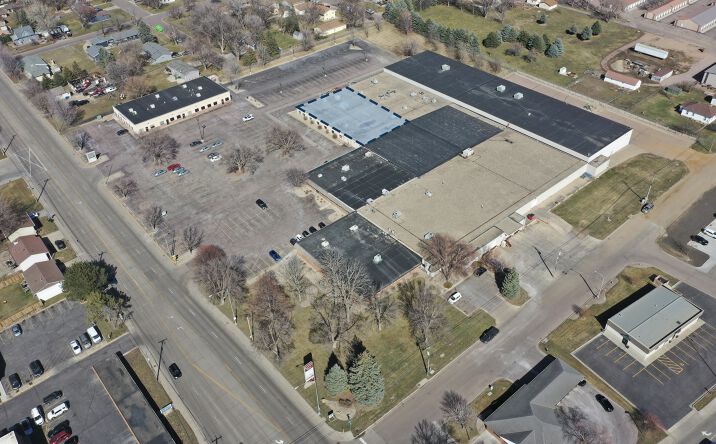 Pictures of Office property located at 400 S Sycamore Ave, Sioux Falls, SD 57110 for lease - image #1