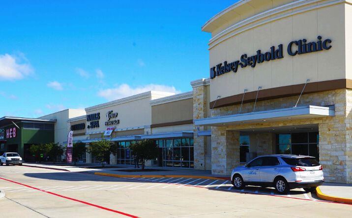 Pictures of Retail property located at 6430 Garth Rd, Baytown, TX 77521 for lease - image #1