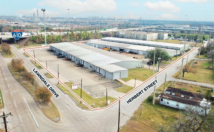 Pictures of Industrial property located at 8910 Lawndale St, Houston, TX 77012 for lease - image #1