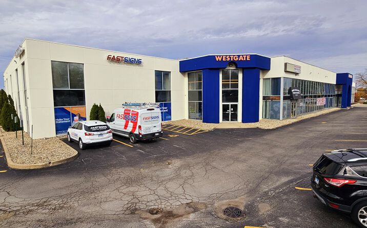 Pictures of Office property located at 313 N Mattis Ave, Champaign, IL 61821 for lease - image #1