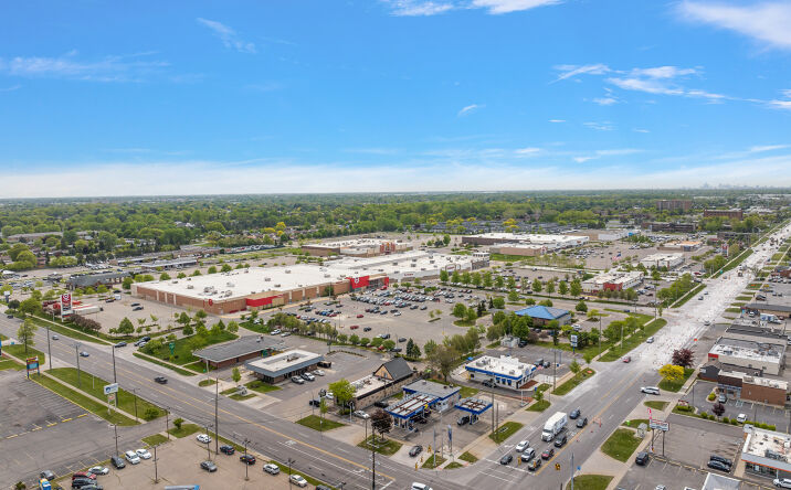 Pictures of Retail property located at 28200 Dequindre Rd, Warren, MI 48092 for lease - image #1