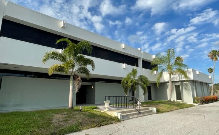 Pictures of Office property located at 3663 Bee Ridge Rd, Sarasota, FL 34233 for sales - image #1