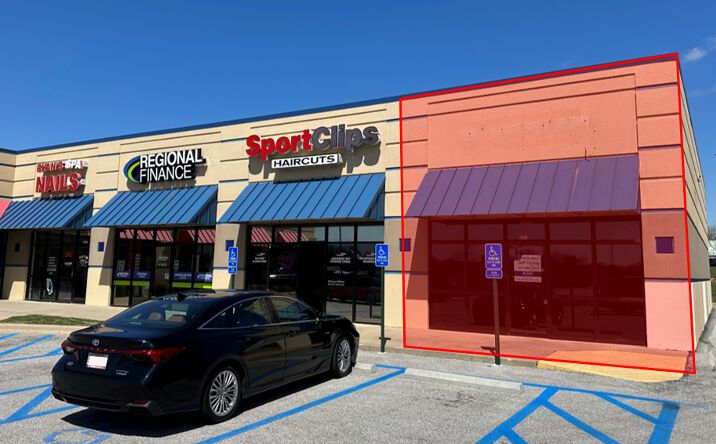 Pictures of Retail property located at 2043 E Independence St, Springfield, MO 65804 for lease - image #1