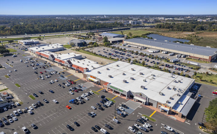 Pictures of Retail, Restaurant property located at 6900 Siegen Lane, Baton Rouge, LA 70809 for lease - image #1