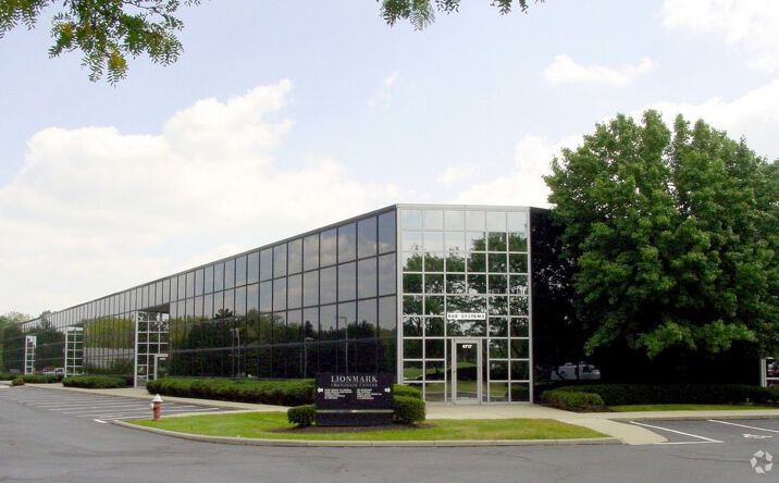 Pictures of Industrial, Office property located at 4601 Hilton Corporate Dr, Columbus, OH 43232 for lease - image #1