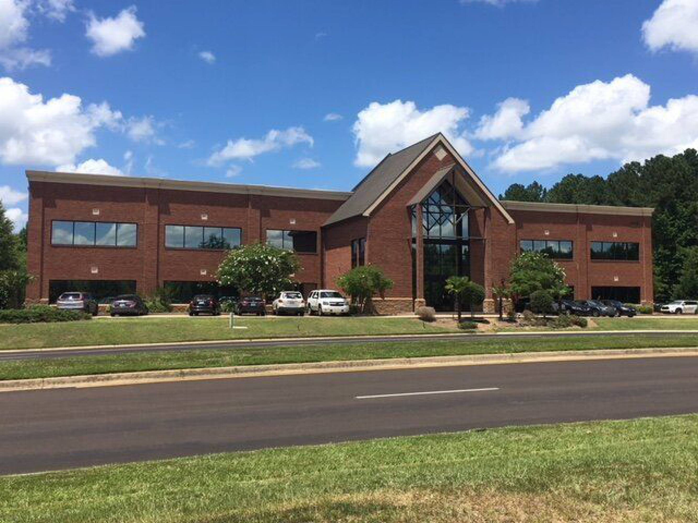 625 Parkway Building, Ridgeland, MS 39157 Office Space for Lease