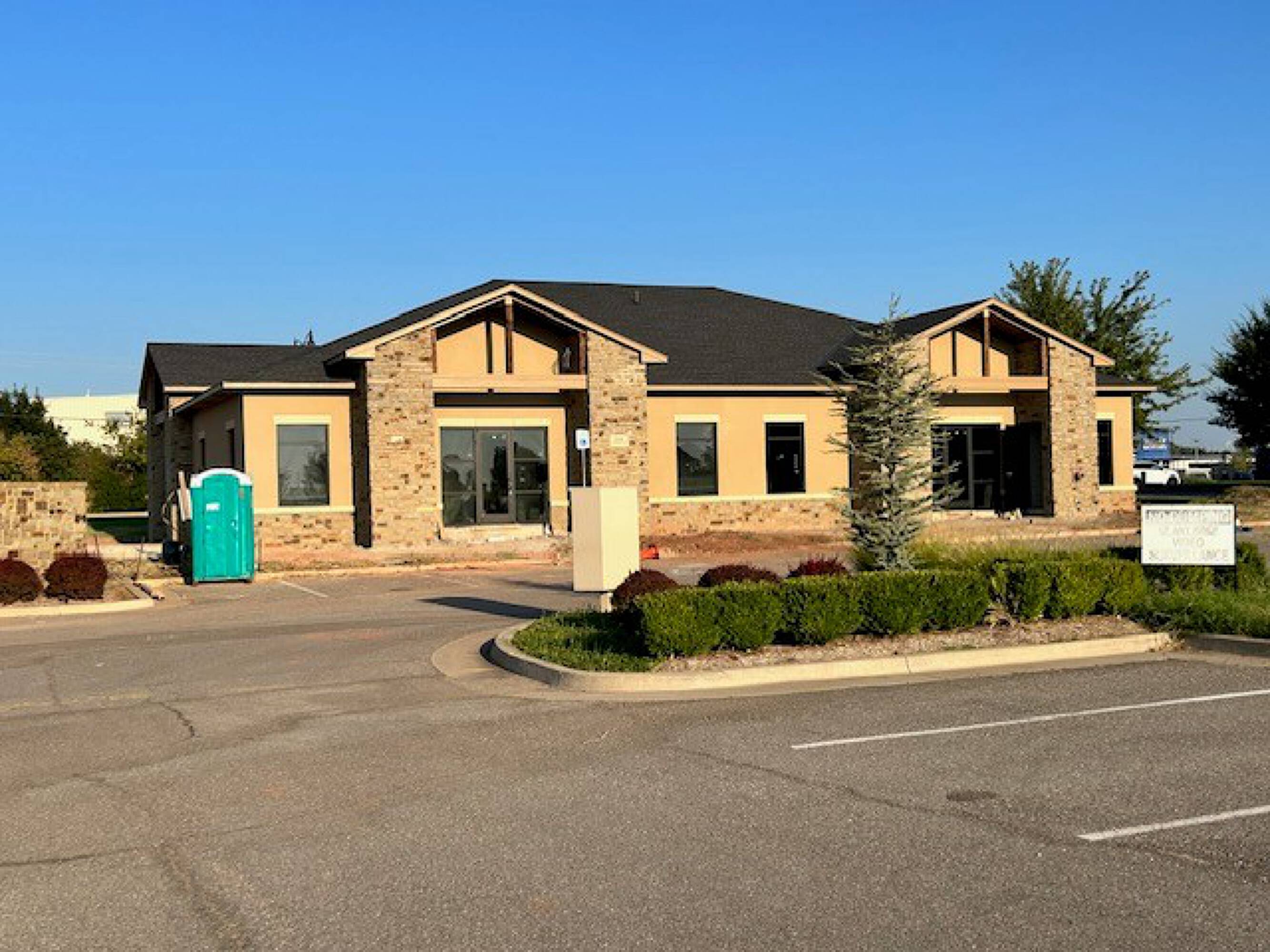 2451 S Kelly Ave, Edmond, OK 73013