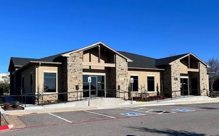 Pictures of Office property located at 2451 S Kelly Ave, Edmond, OK 73013 for lease - image #1