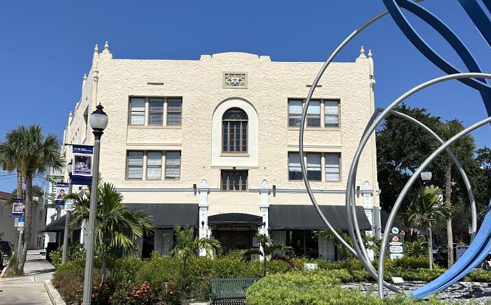 Pictures of Office property located at 927 E New Haven Ave, Melbourne, FL 32901 for lease - image #1