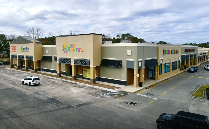 Pictures of Retail, Industrial property located at 8102 Blanding Blvd, Jacksonville, FL 32244 for lease - image #1