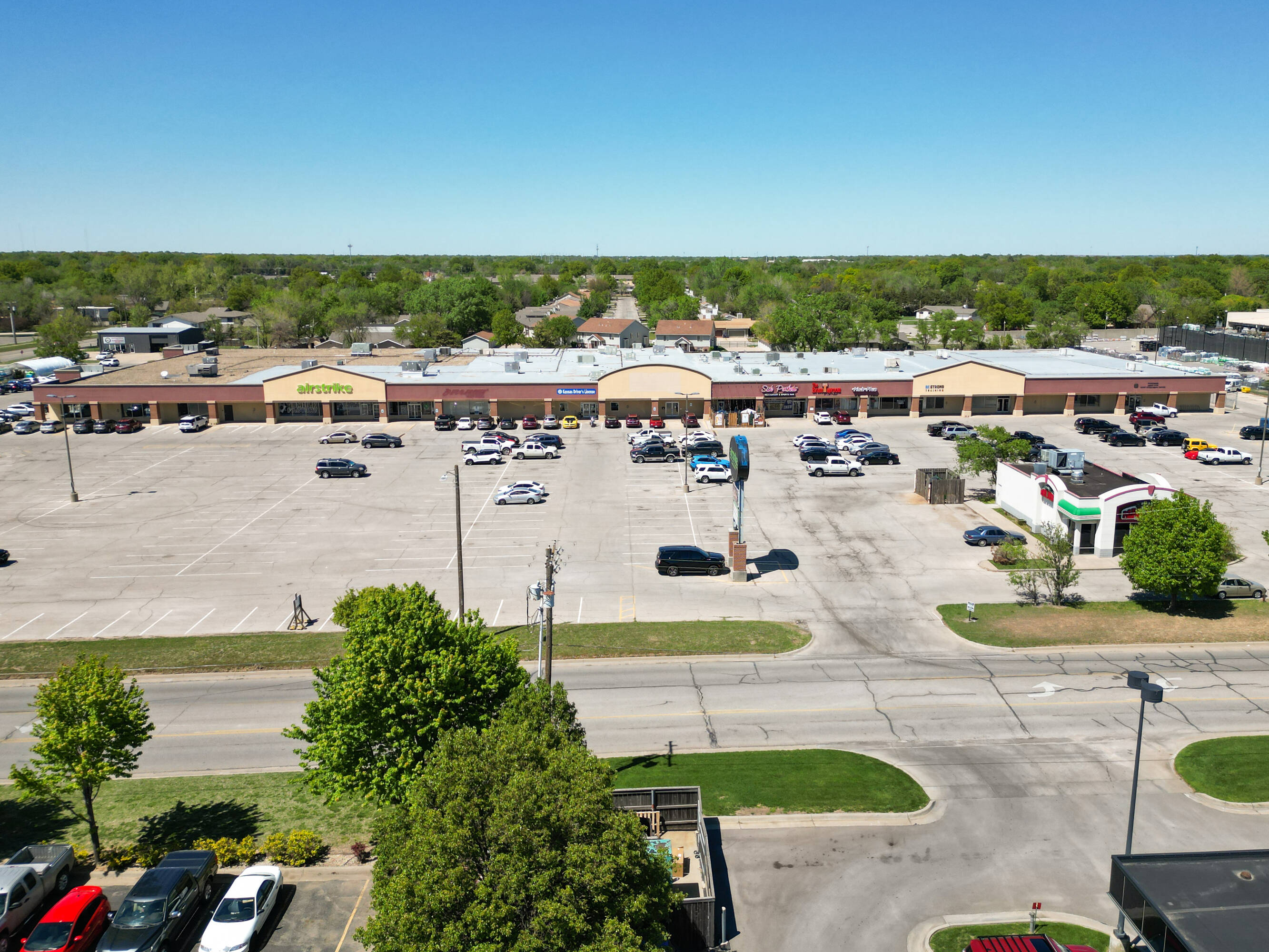 600626 S Tyler Rd., Wichita, KS 67209