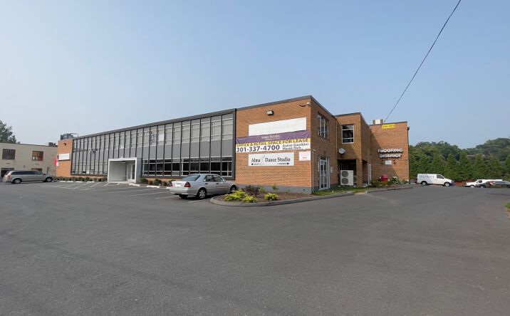 Pictures of Retail, Office property located at 12221 Parklawn Dr, Rockville, MD 20852 for lease - image #1