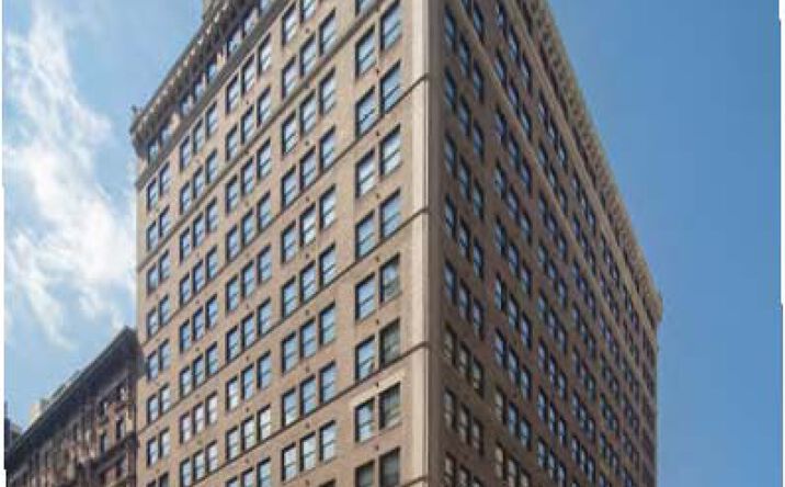 Pictures of Retail, Office property located at 498 7th Ave, New York, NY 10018 for lease - image #1
