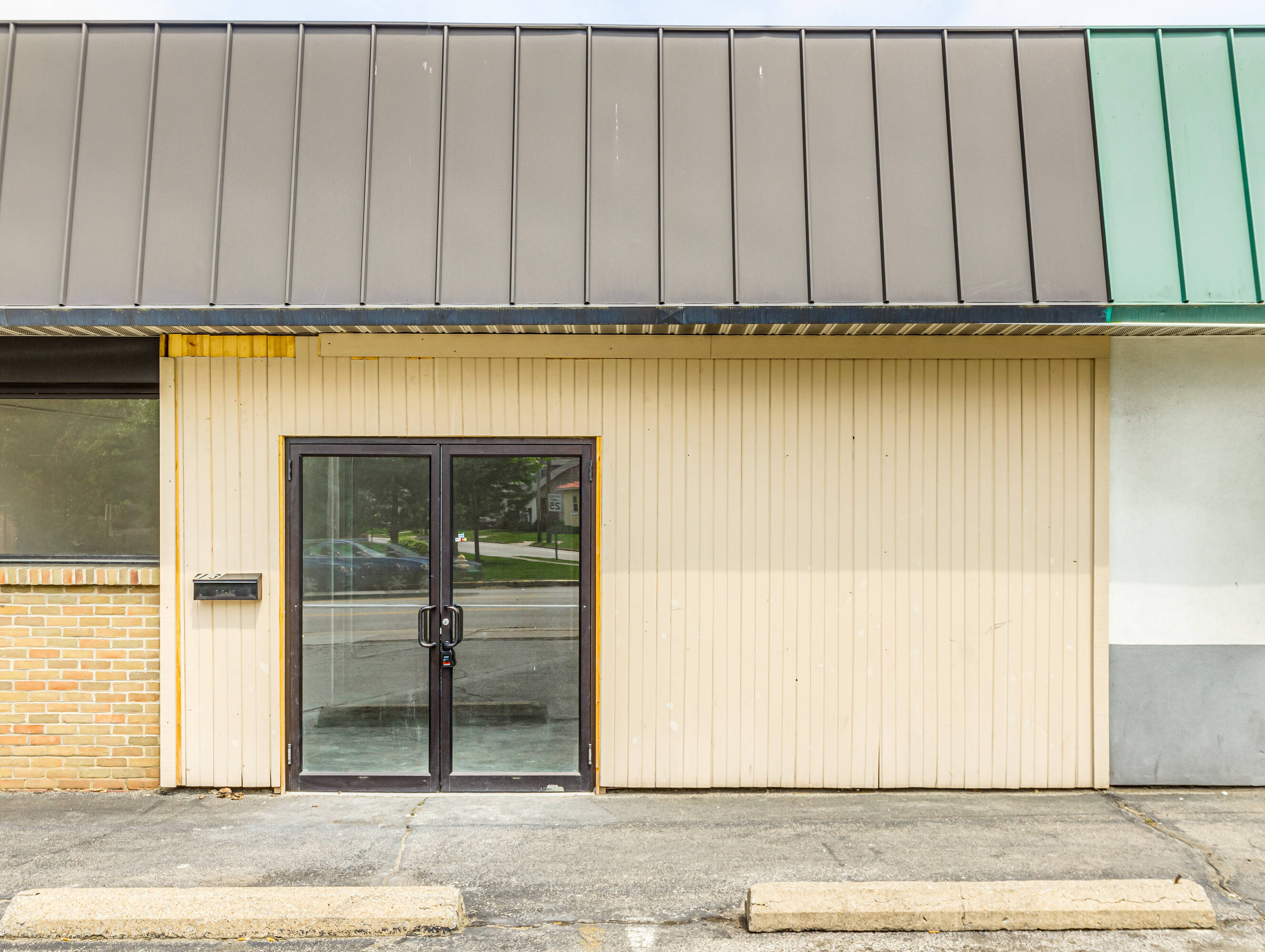 130 Akron Rd, Wadsworth, OH 44281