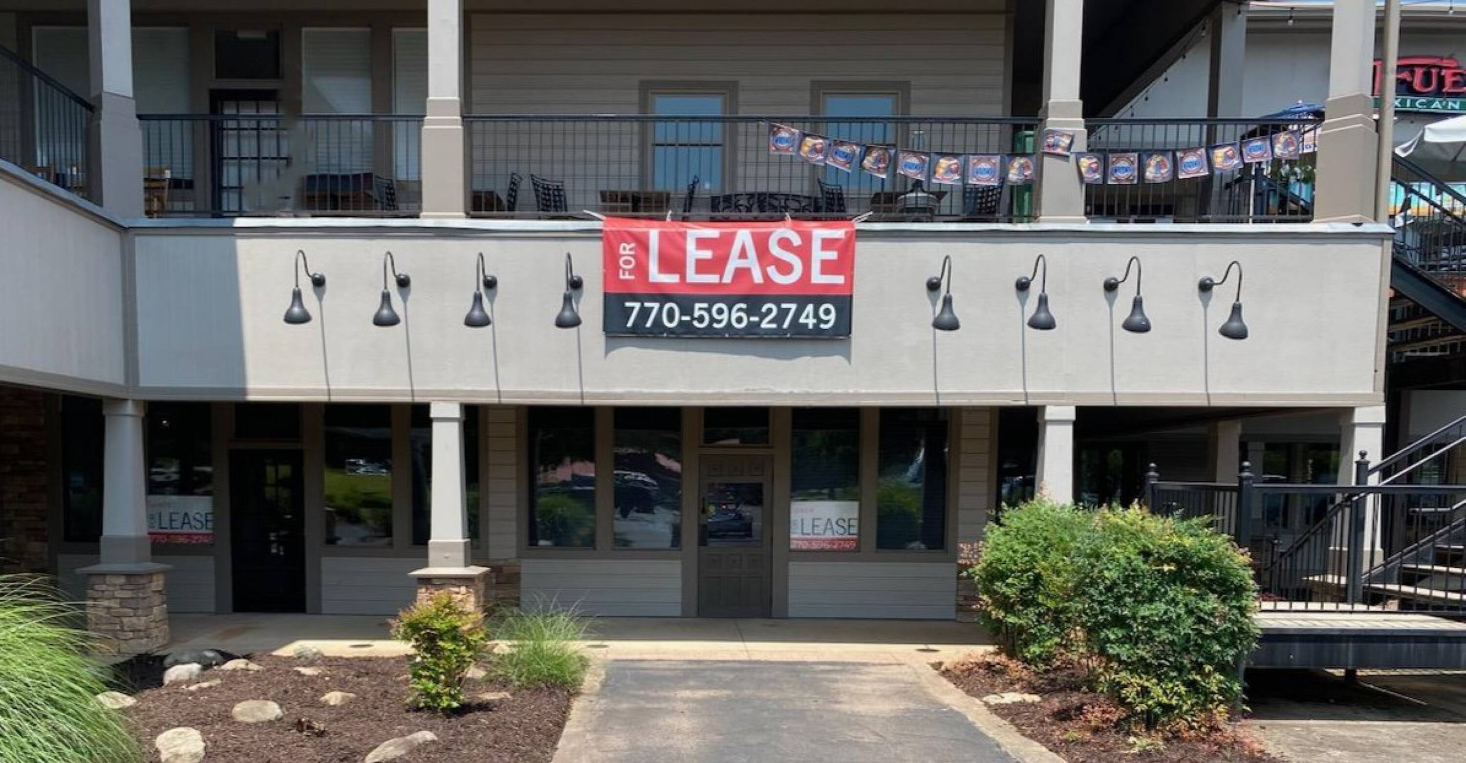 60 Foothills Pkwy, Marble Hill, GA 30148